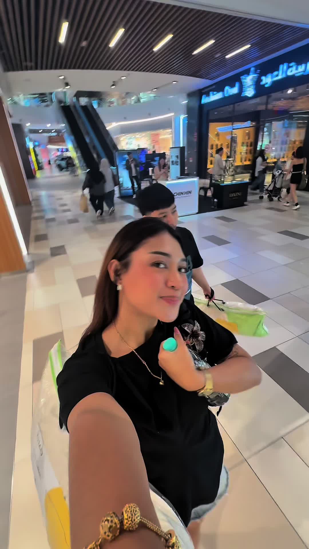 @Vnygrl