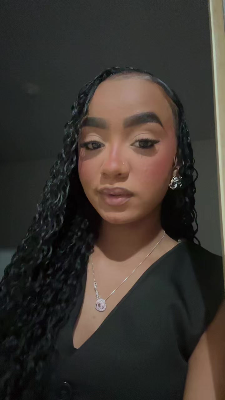 @x_clara4
