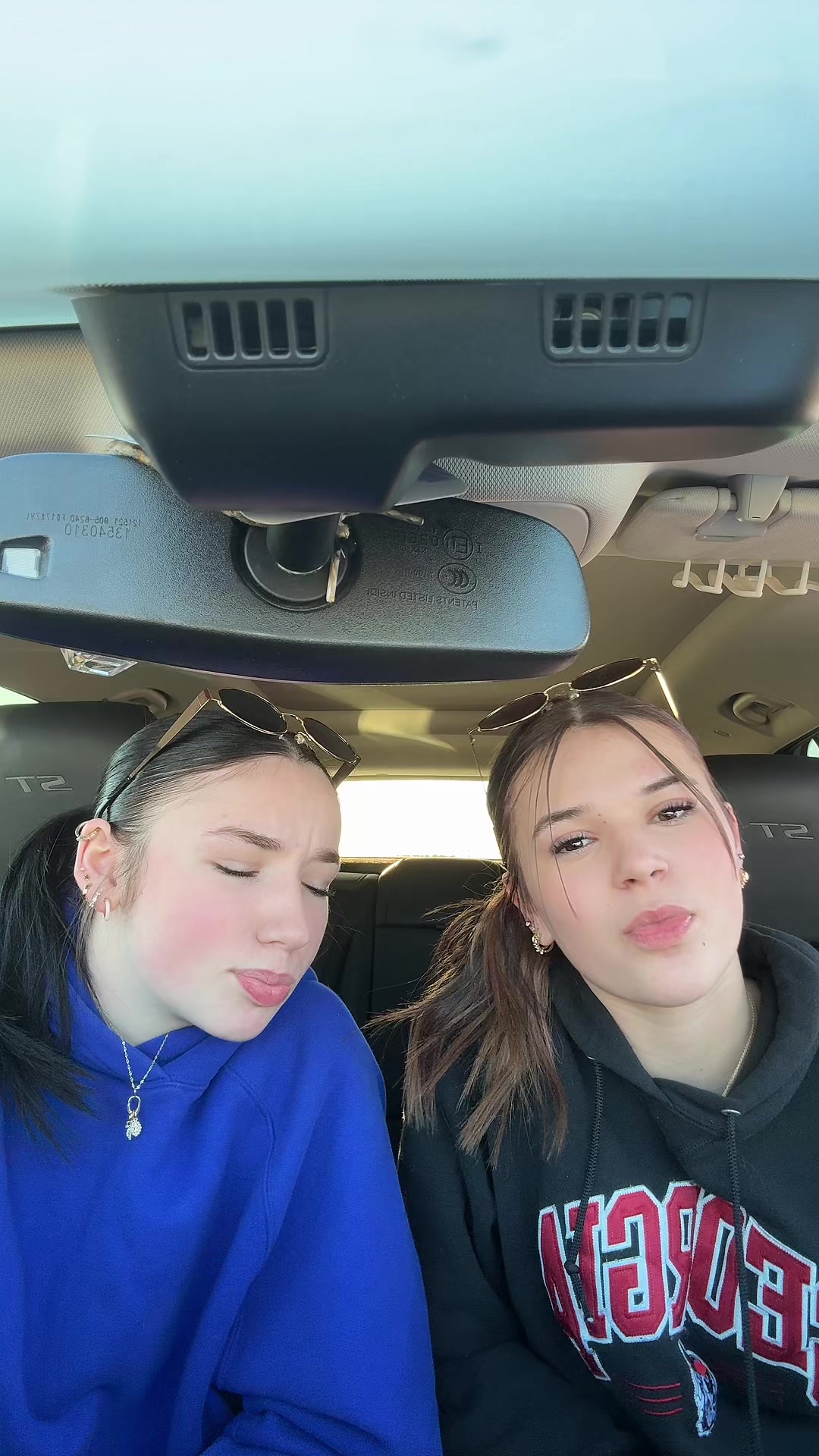 @BellaandTori