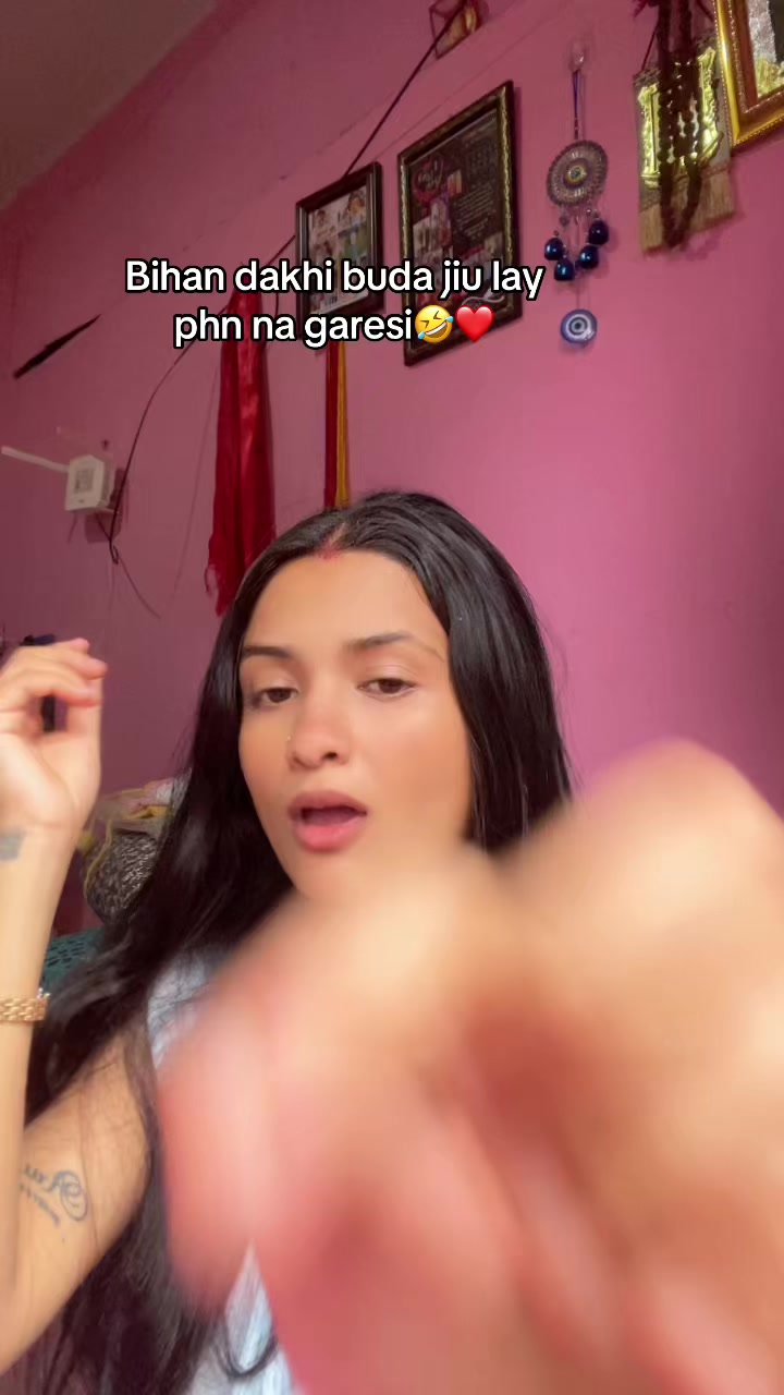 @Ayushu🤪