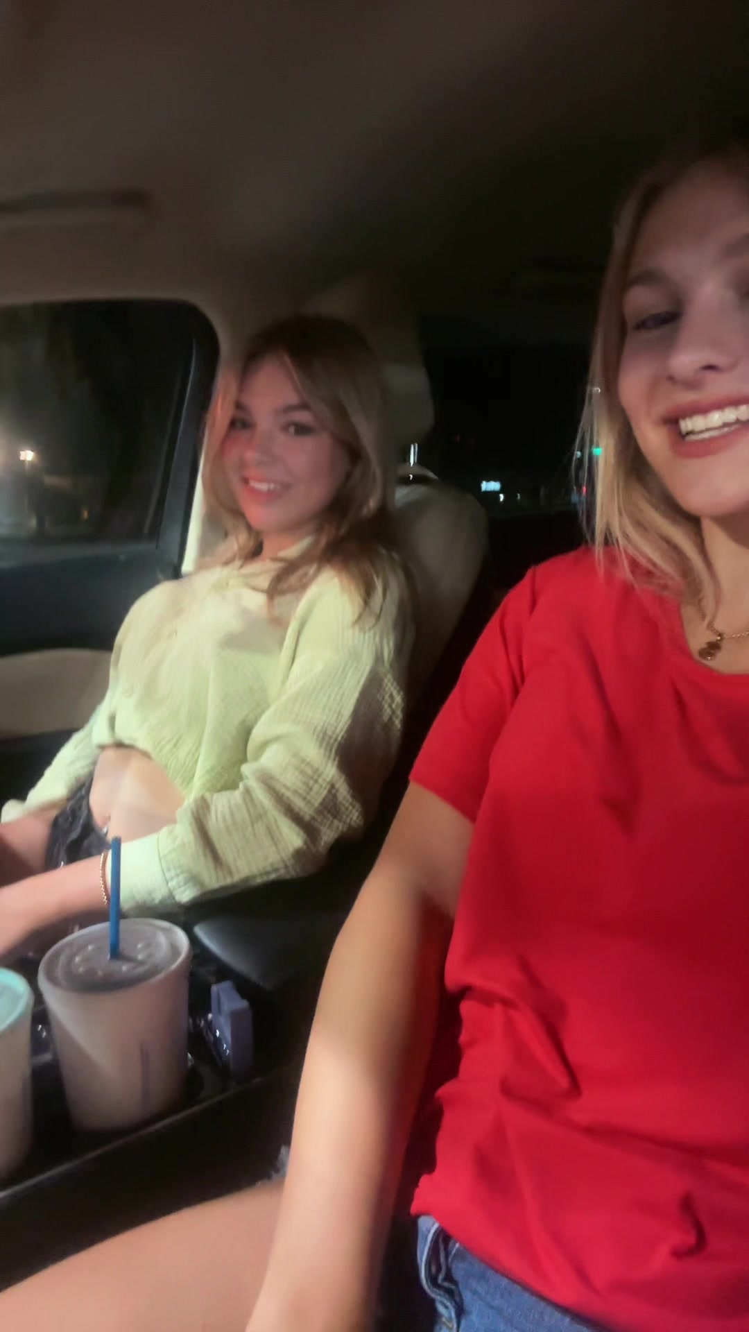 @HeyheyitsLivi