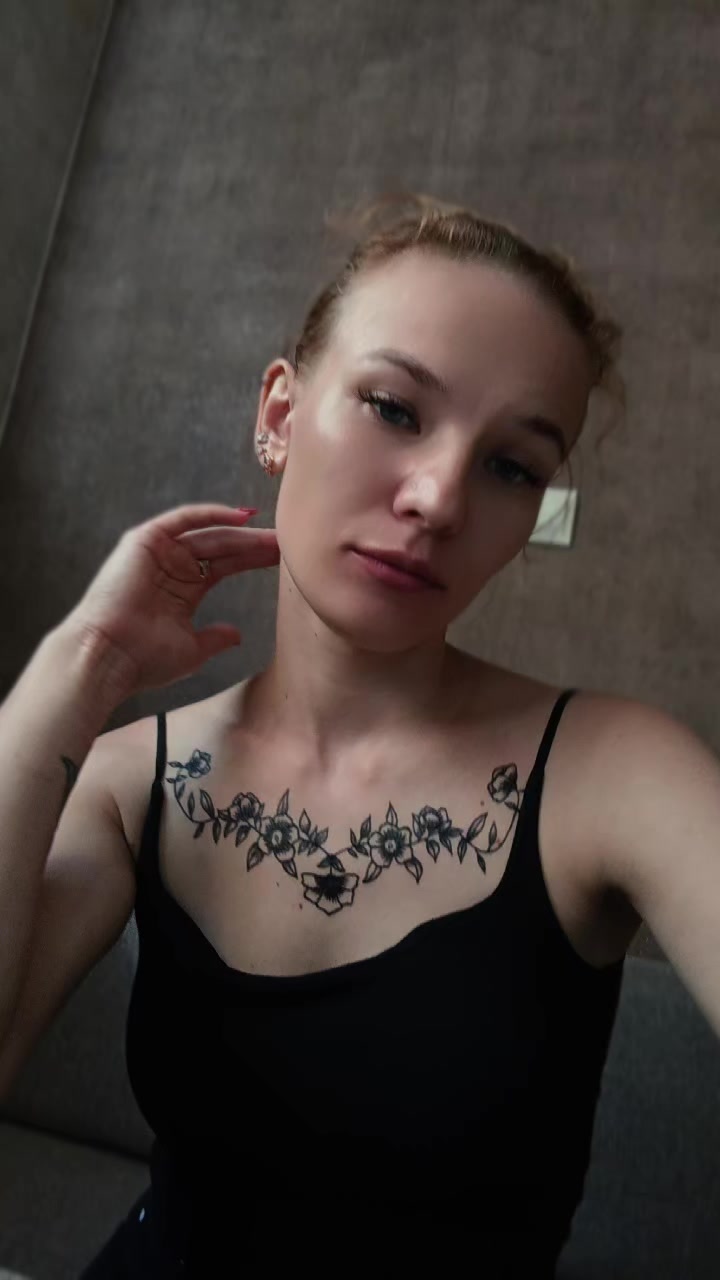 @Анюта😘