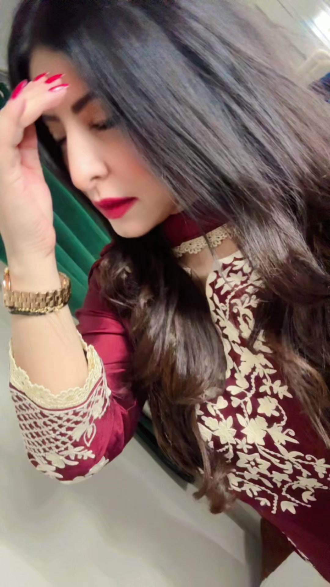 @Uzmaa tahir