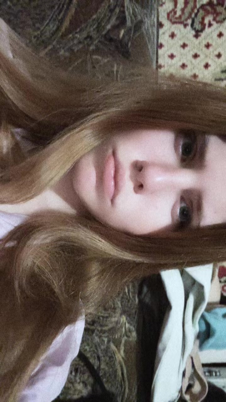 @juliaa