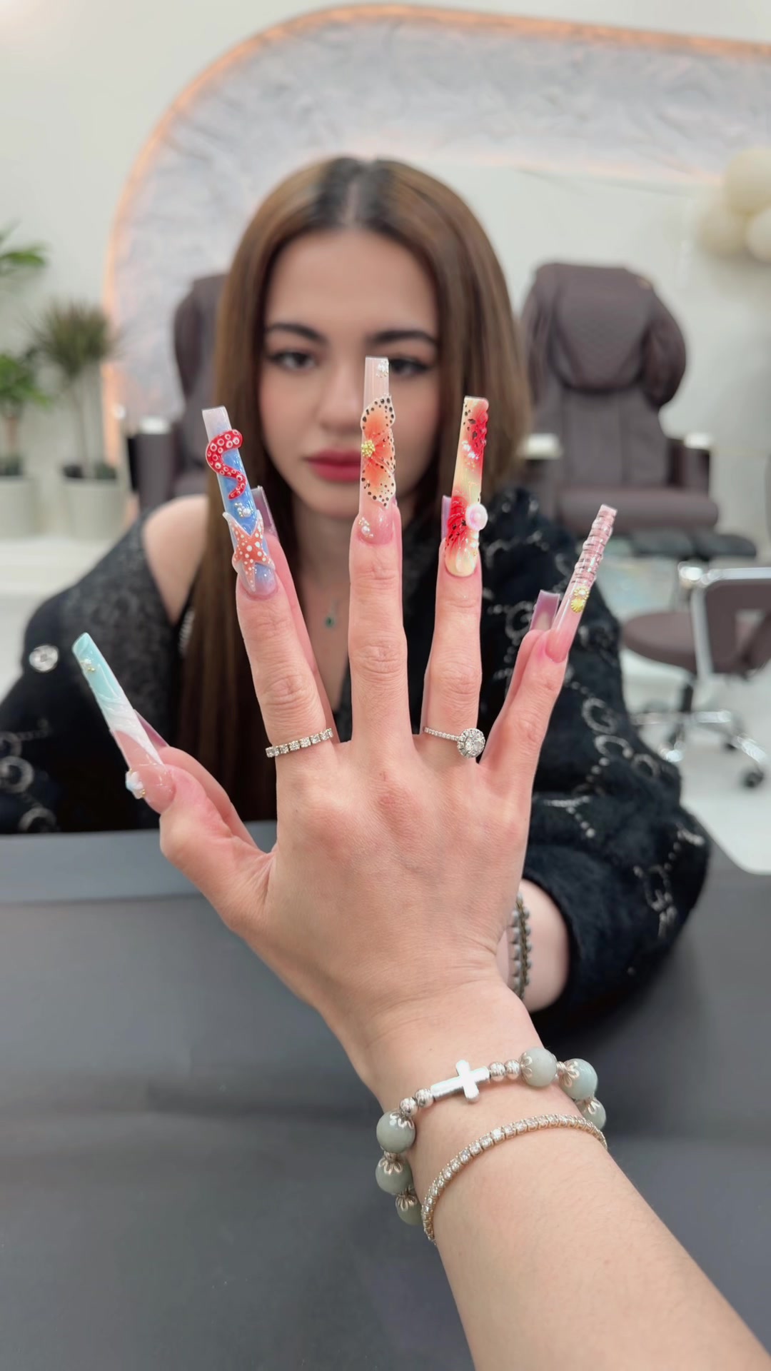 @KimmieNails🇻🇳&hearts;️🇨🇦Tấu H&agrave;i😜