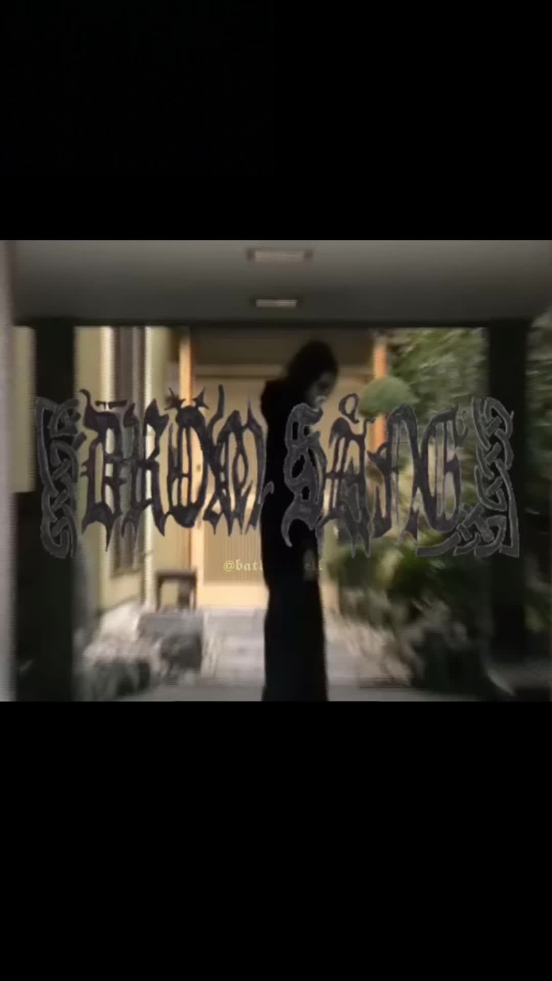 @♱