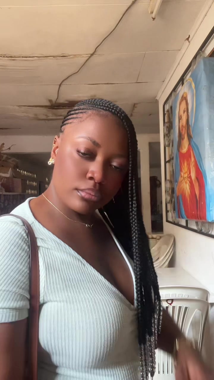 @MbiYE la cadette 🫦