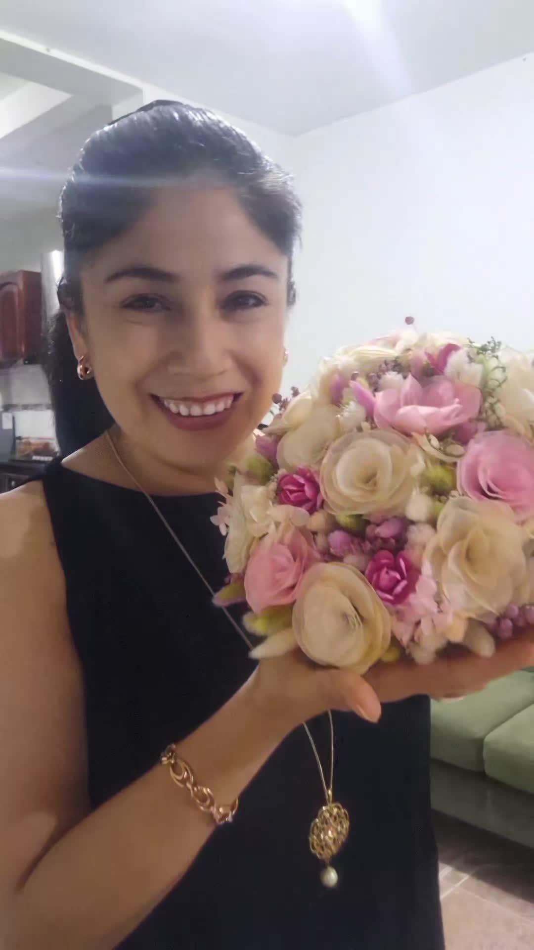 @~𝐀𝐫𝐞𝐧𝐚 Casa Floral