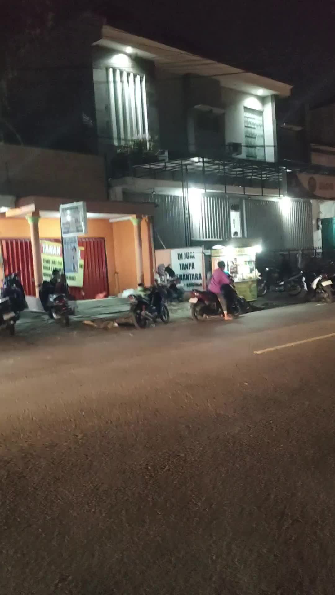 @MARTABAK MANIS PRATAMA