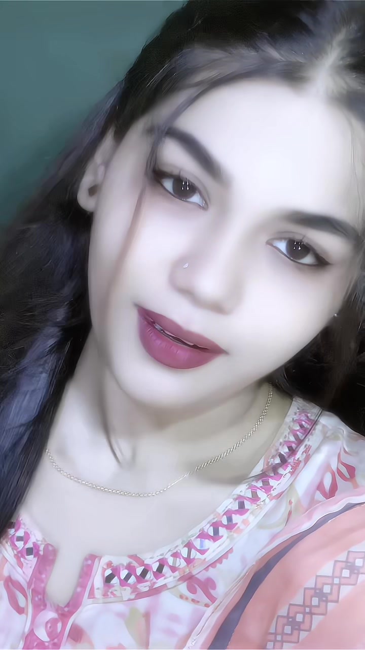 @PRIYA 🌘🌻
