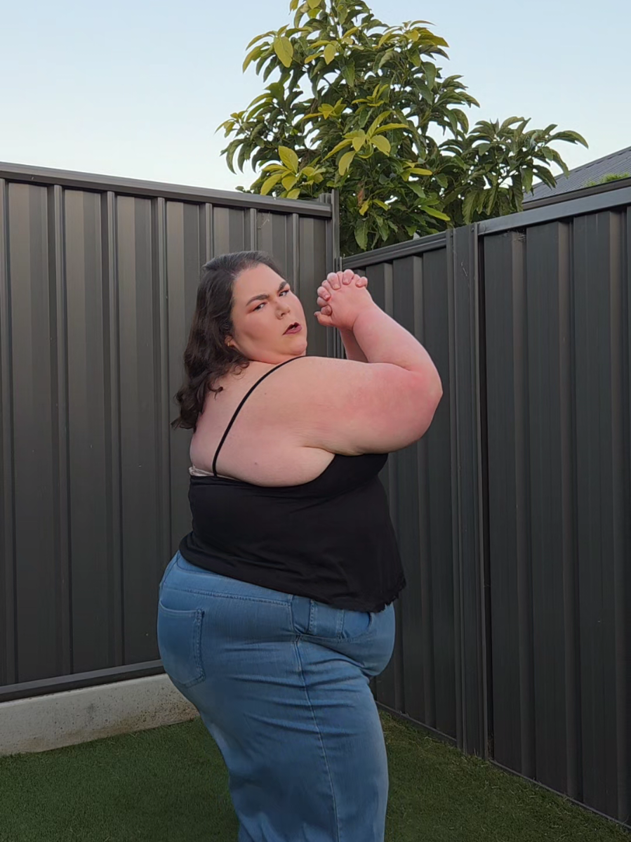 @Dee | Ur Plus Size Bestie 💖✨️