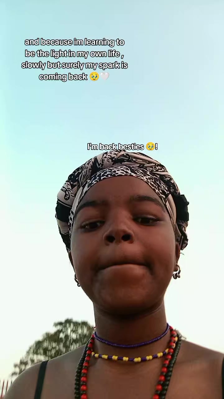@KaraBow 🦋.