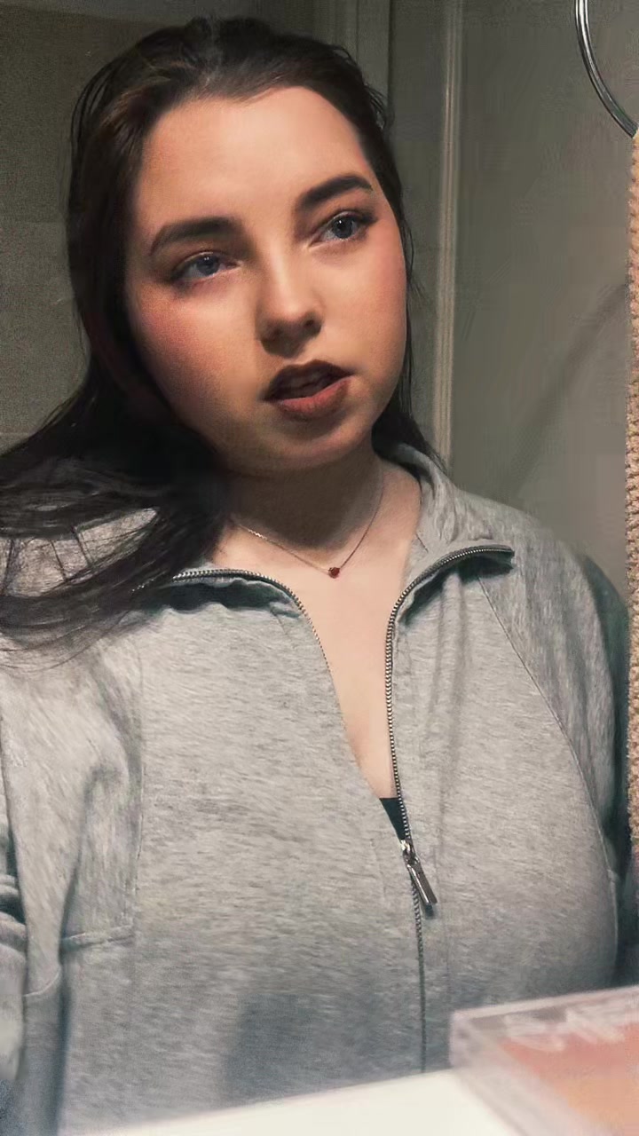 @Anutka_💕