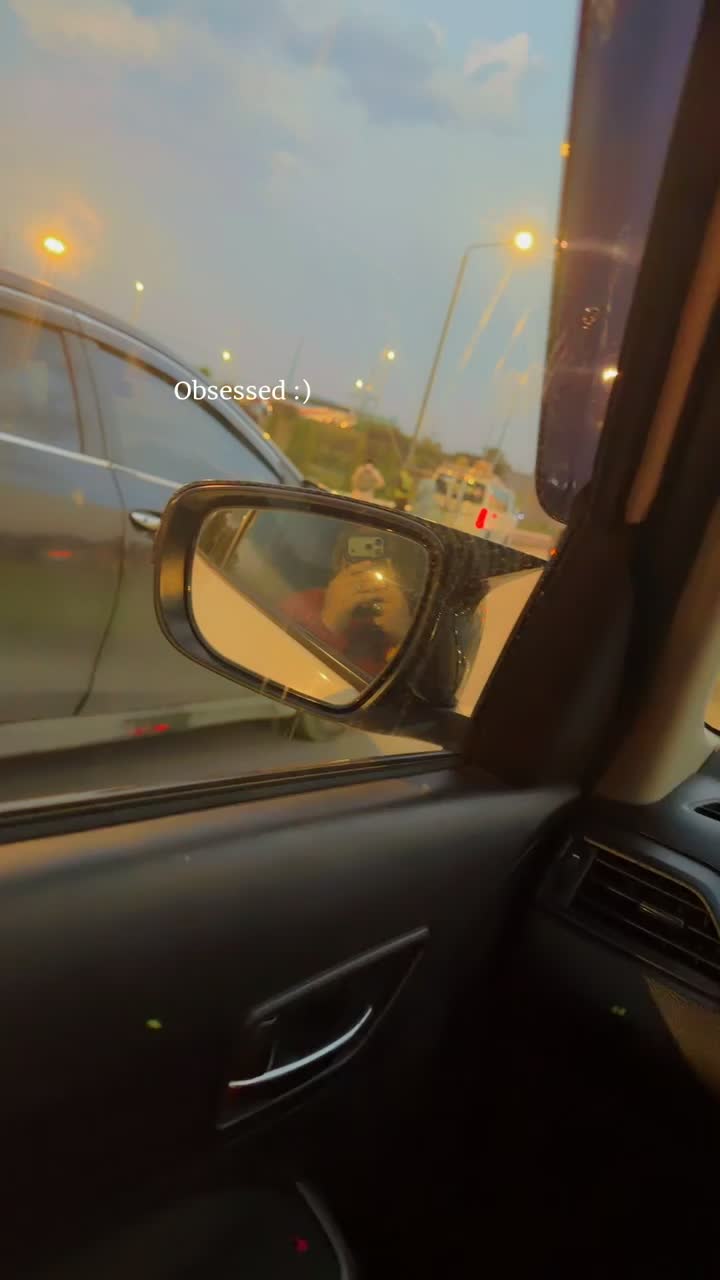 @Mąłkąňi&icirc;i🦋