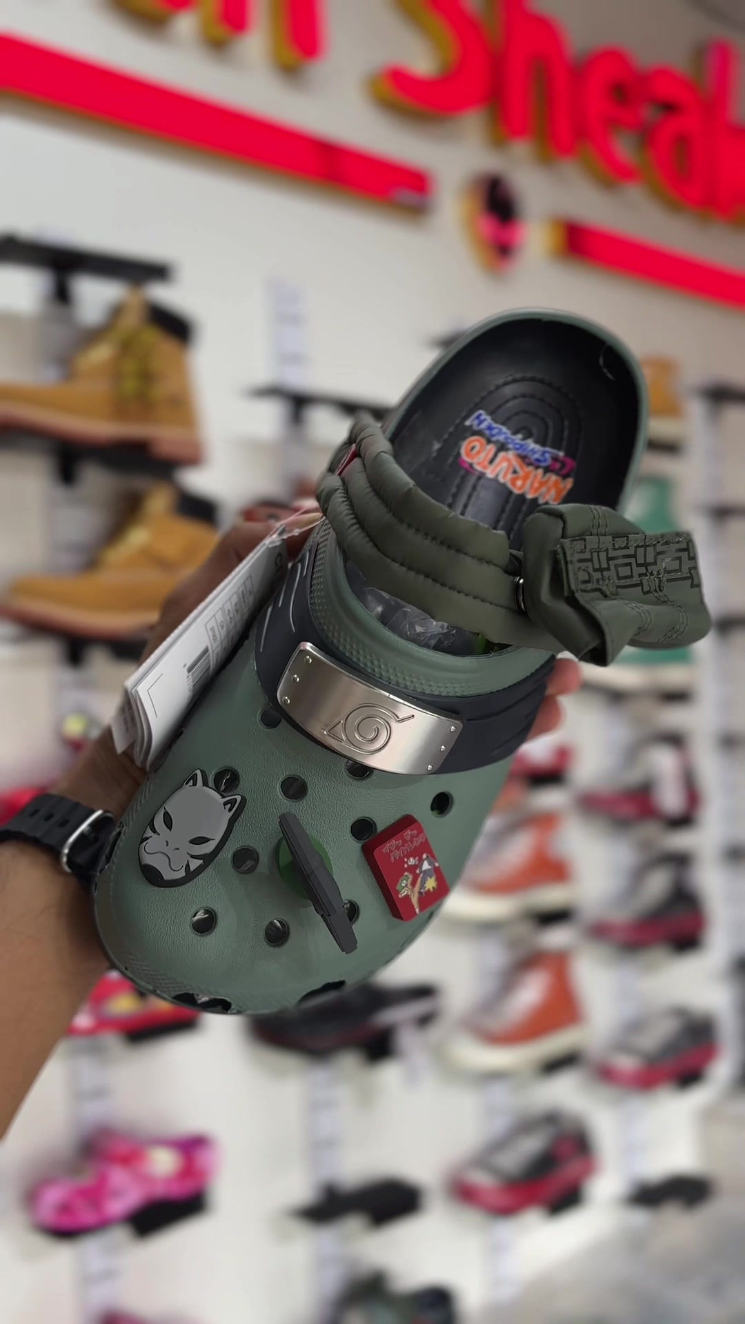 @Alien Sneaker & Streetwear