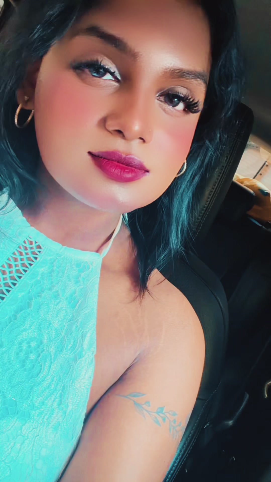 @Aishh💕🤍🕊