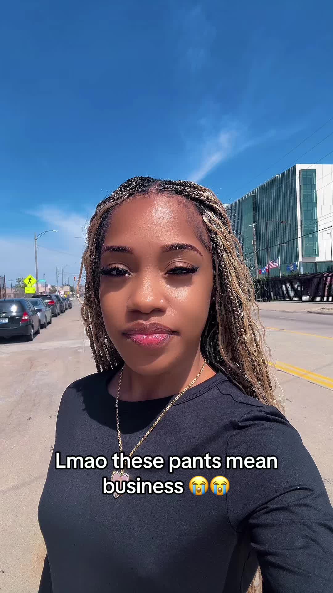 @Icedbyniya._