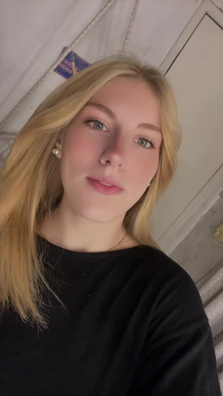 @Camiknittel