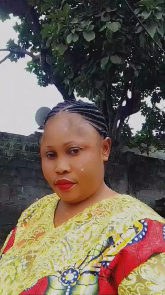 @jupsine lokomo