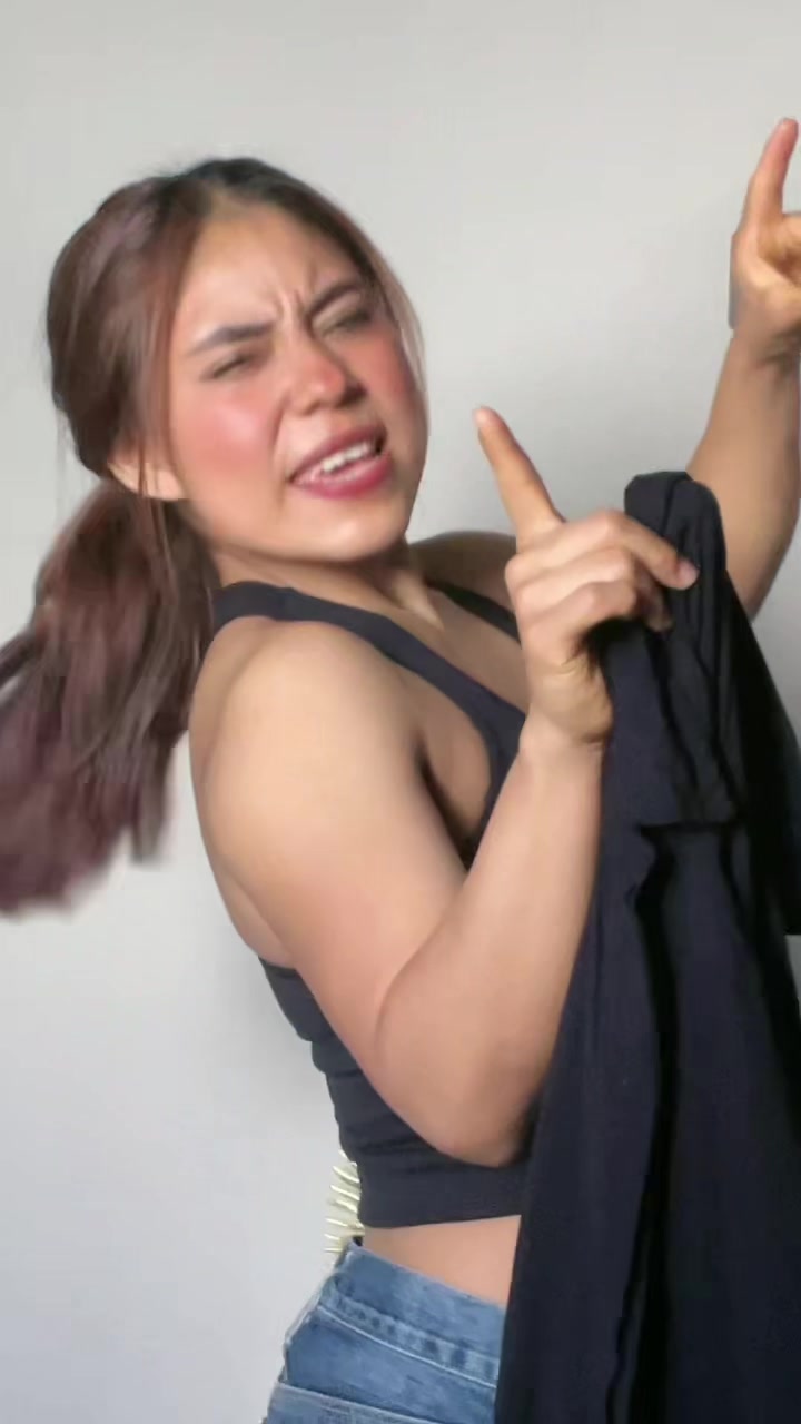 @Adriana