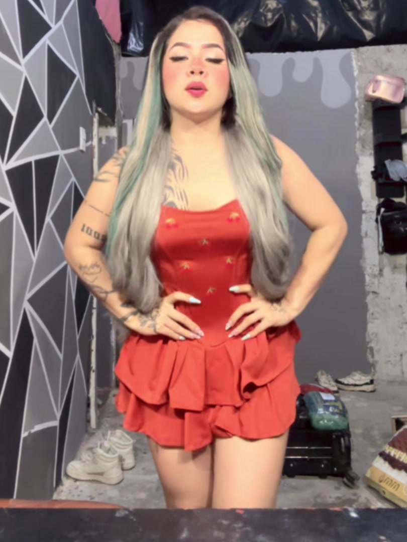 @Lacoloradatatuada🎈