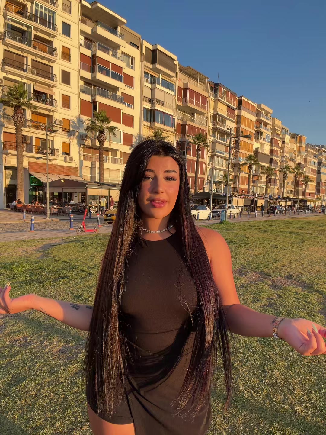 @GÖZDE AKGÜN