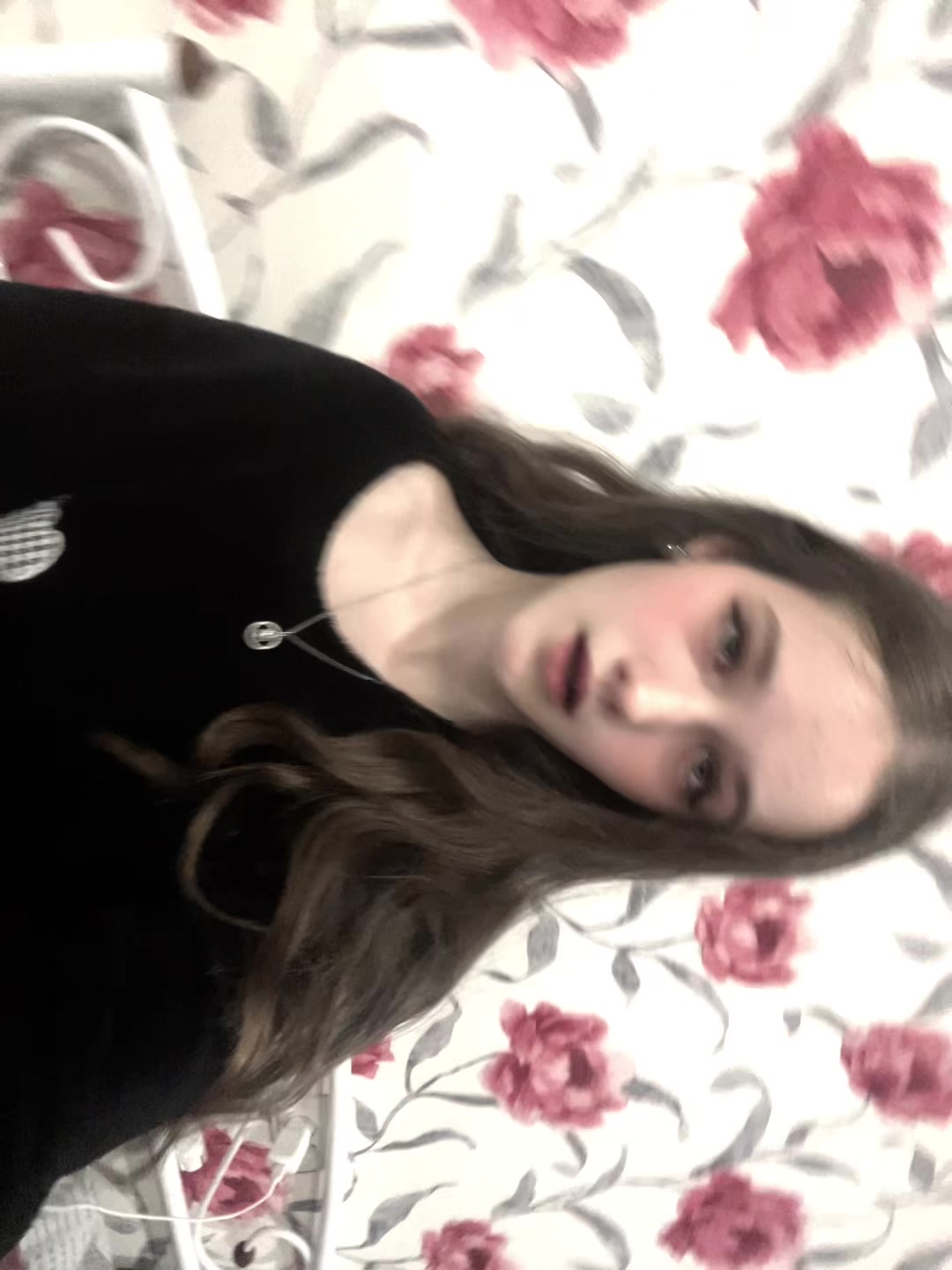 @Аника✨