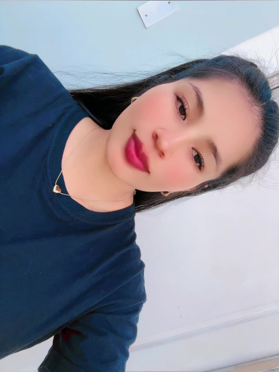 @Yuli ๐๏ธ