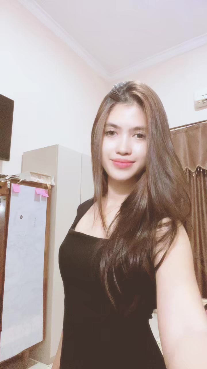 @⃟
