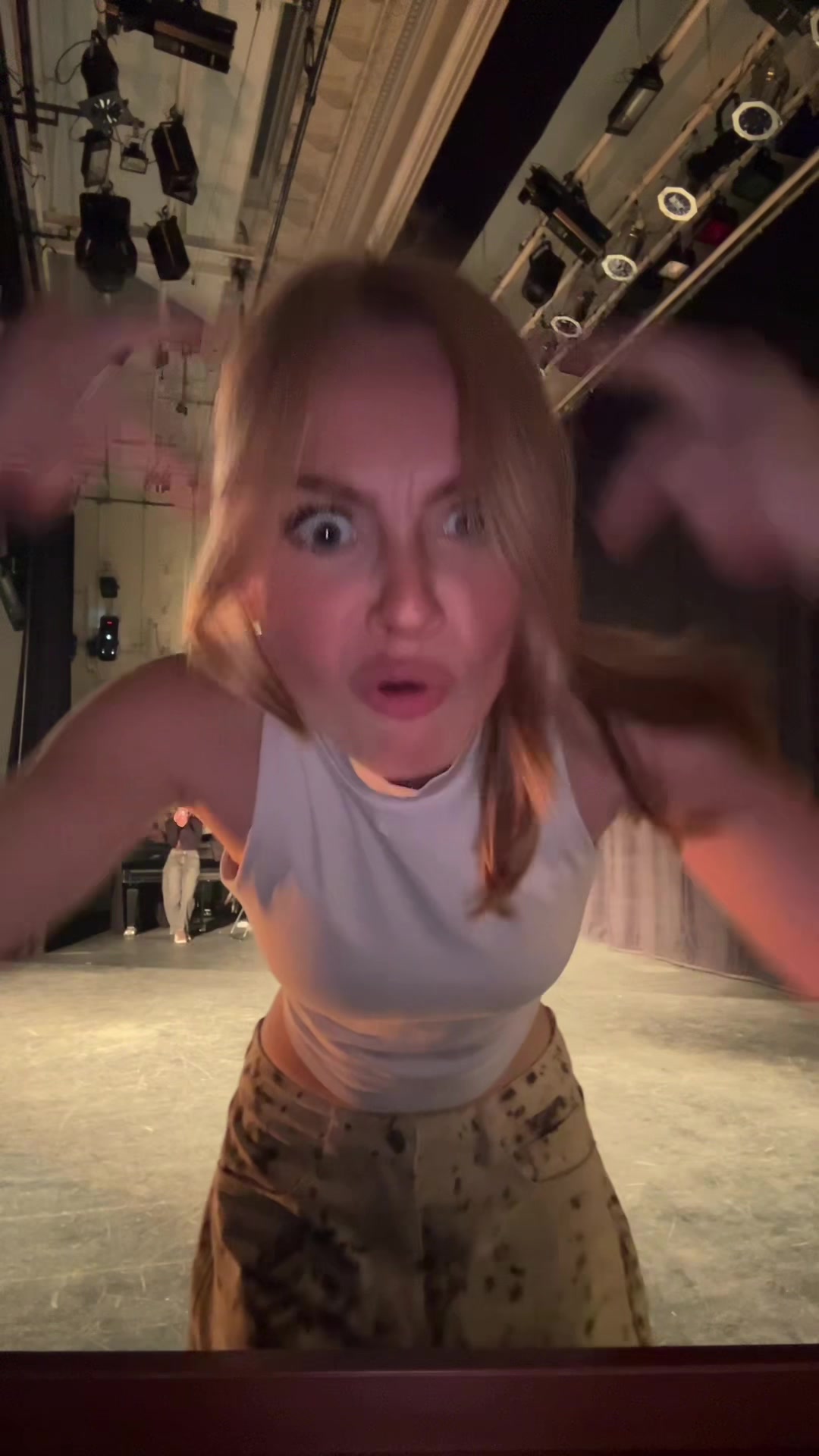 @deni_vers