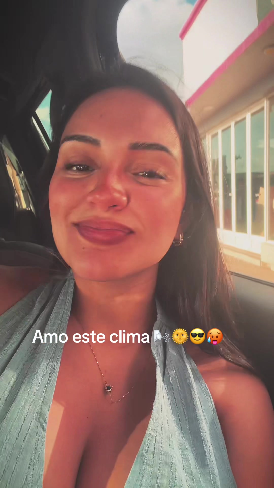 @Diana M. Alcar&aacute;z