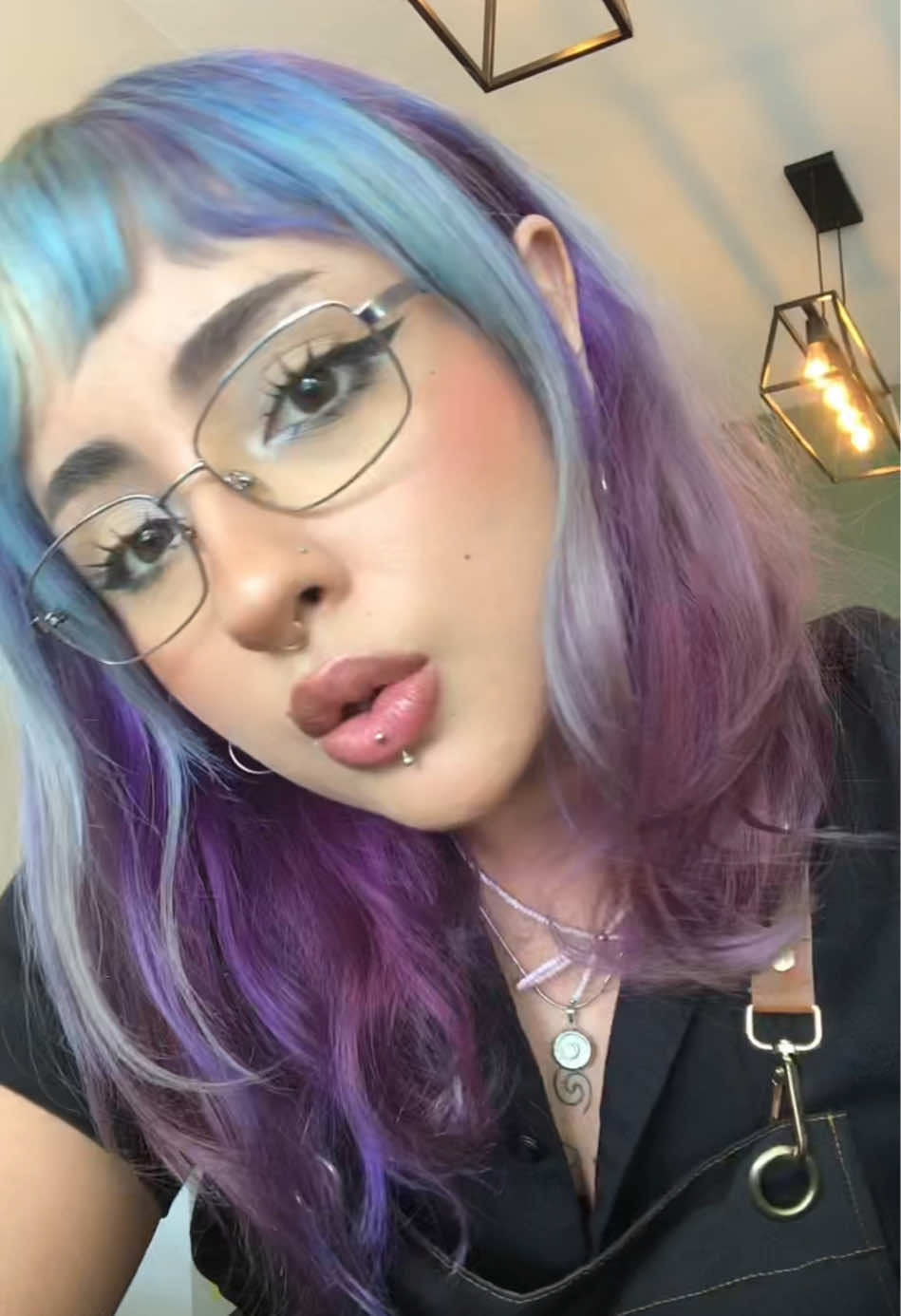 @🪼 io(na)na