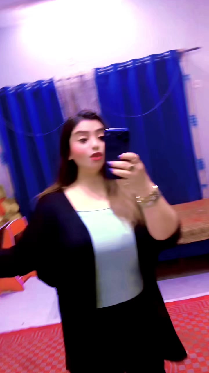 @ZAREEN SHAH❣️