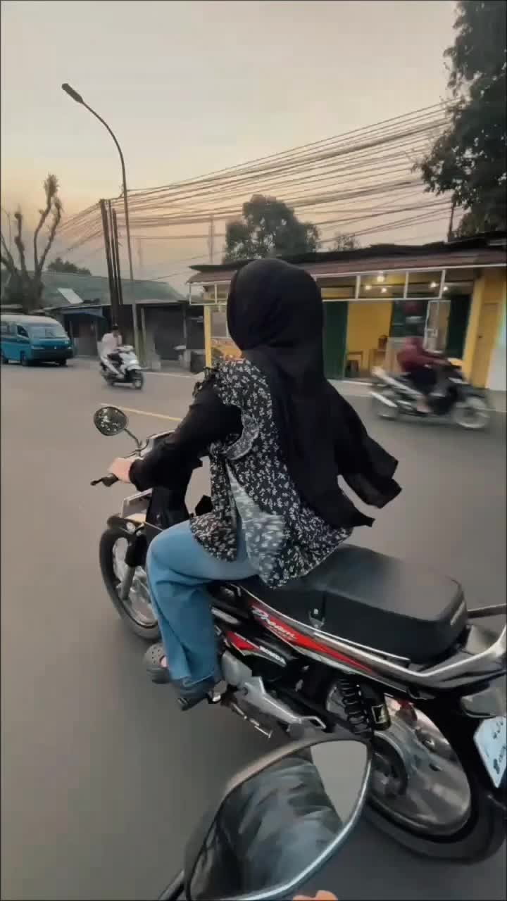 @𝐏𝐚𝐬𝐡𝐦𝐢𝐧𝐚𝐑𝐚𝐜𝐢𝐧𝐠_