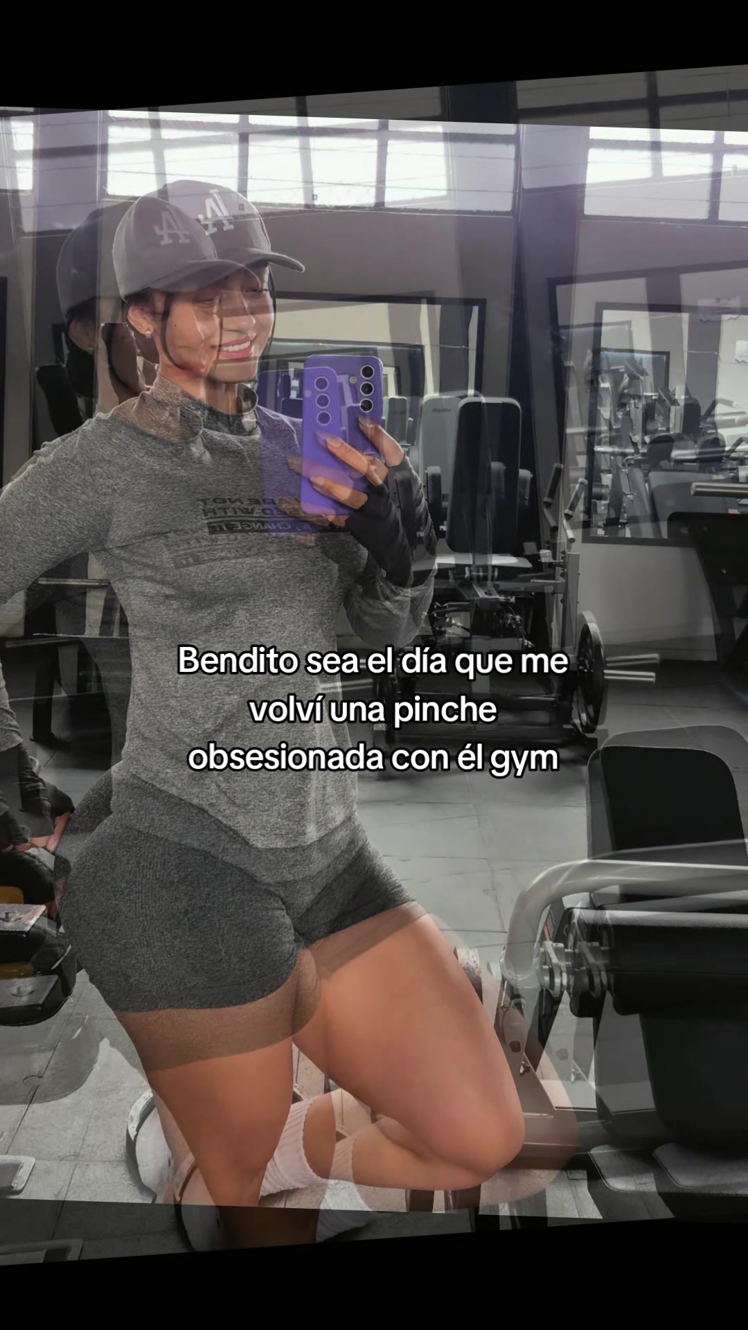 @Julie Vanesa . Te sigue