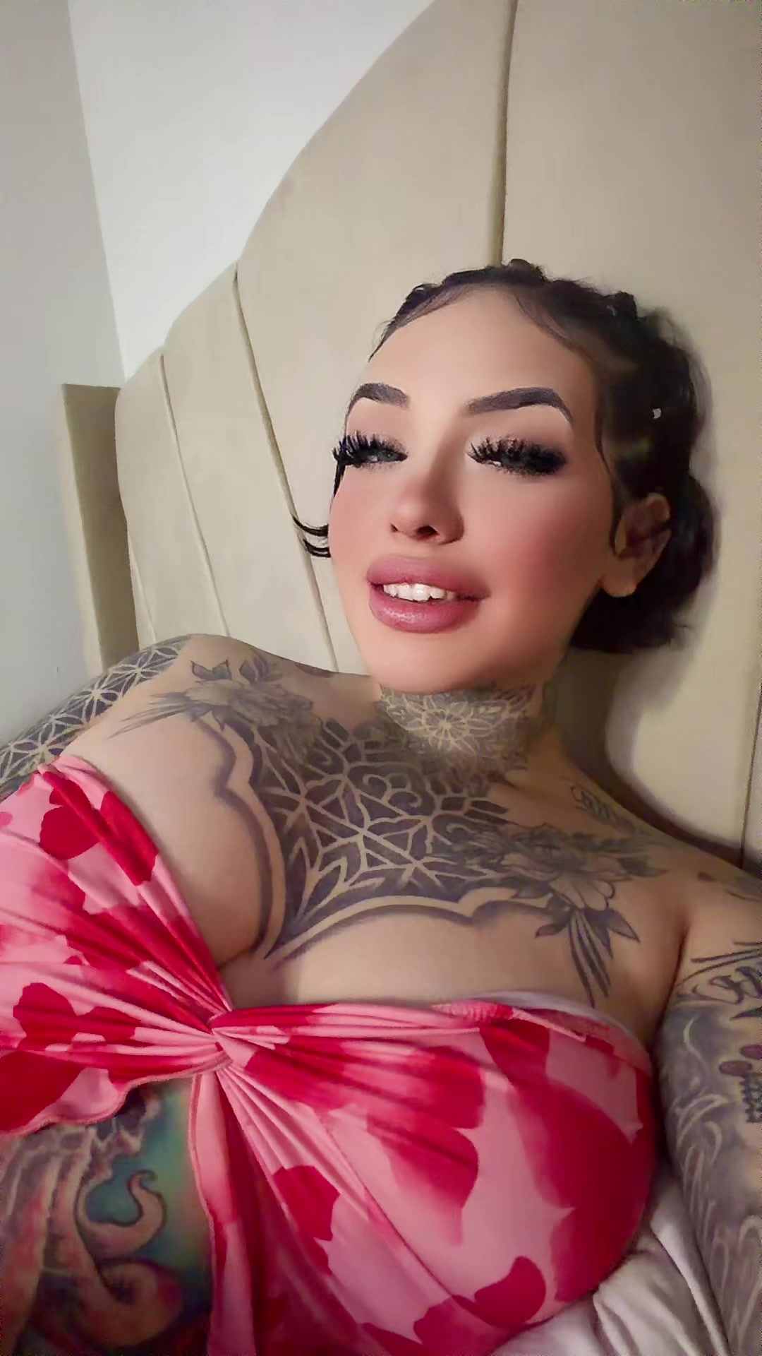 @Bratzcurvy💕💋