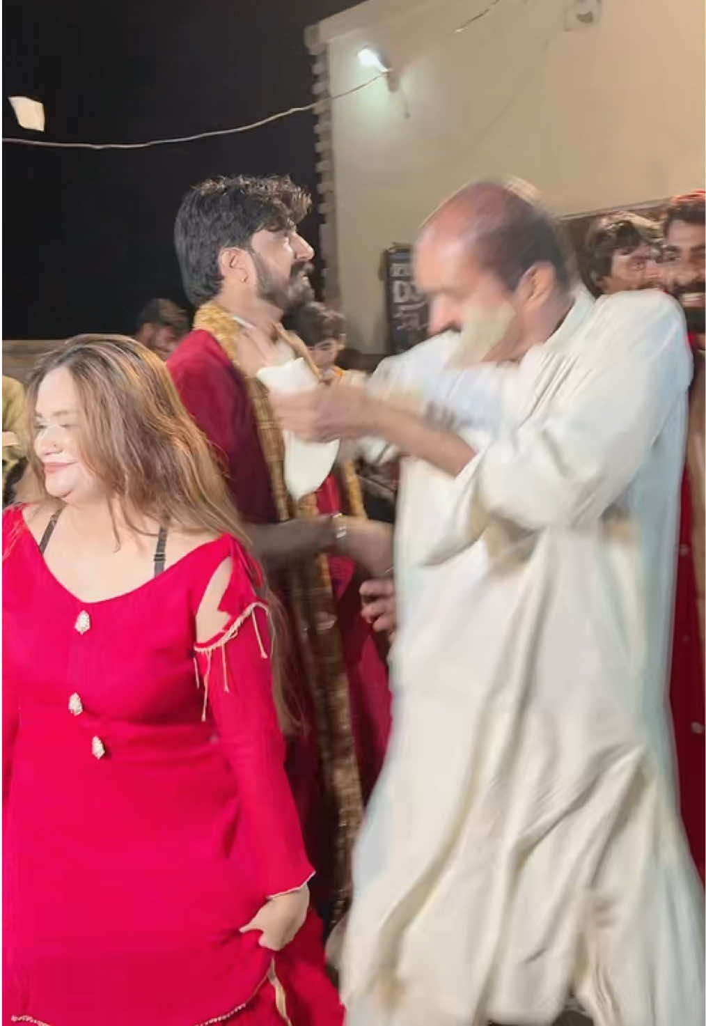 @،،♨️کنیرا🇵🇰سائیں♨️ ،،