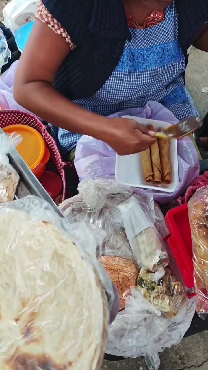 @tolucastreetfood