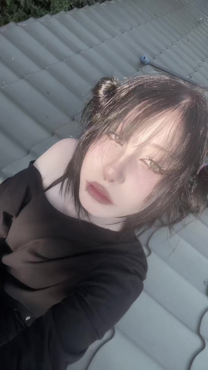 @^^