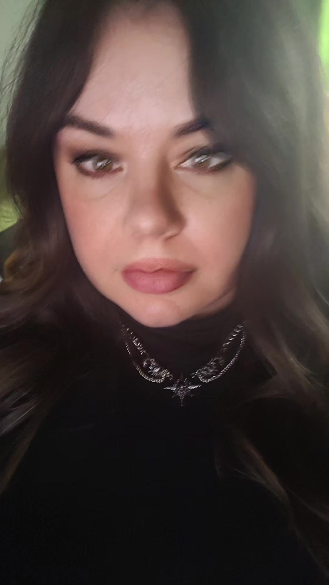 @MandelaChrissix