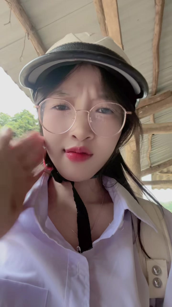 @Huệ Bống