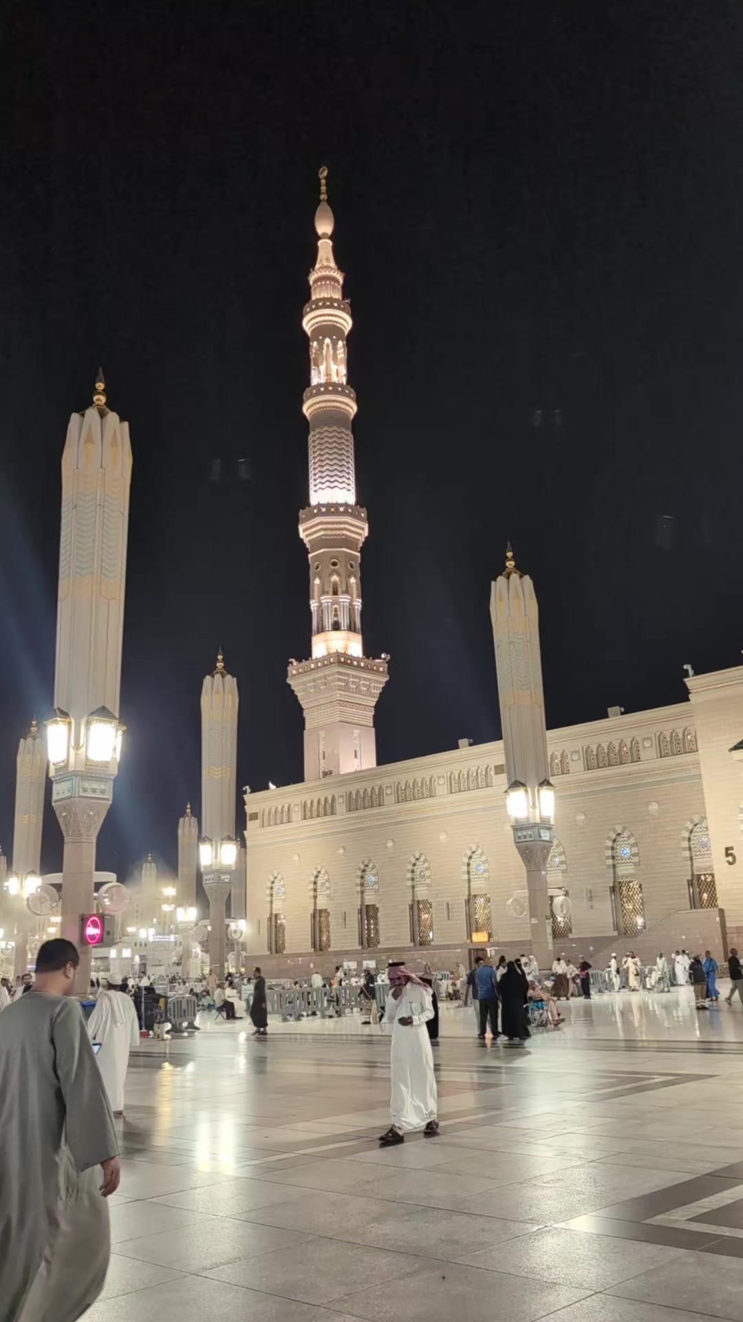 @MOUZAM KHOSA