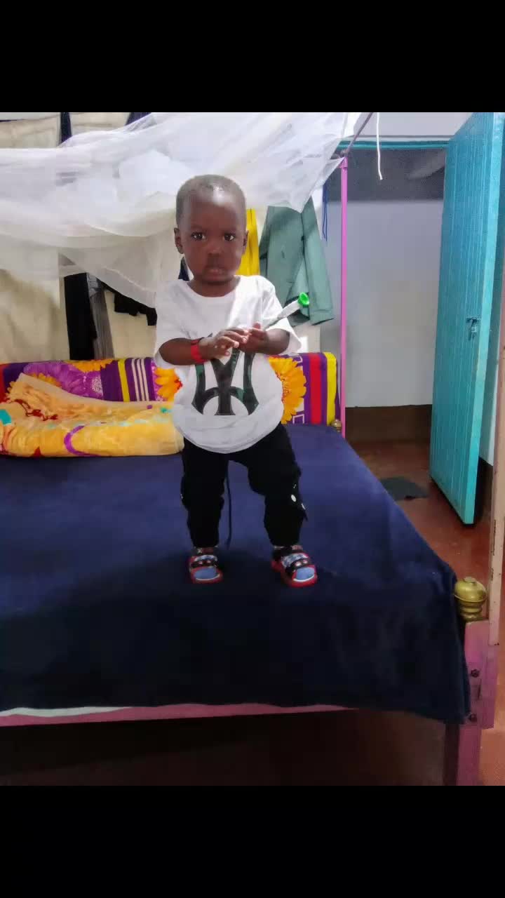 @thee2542