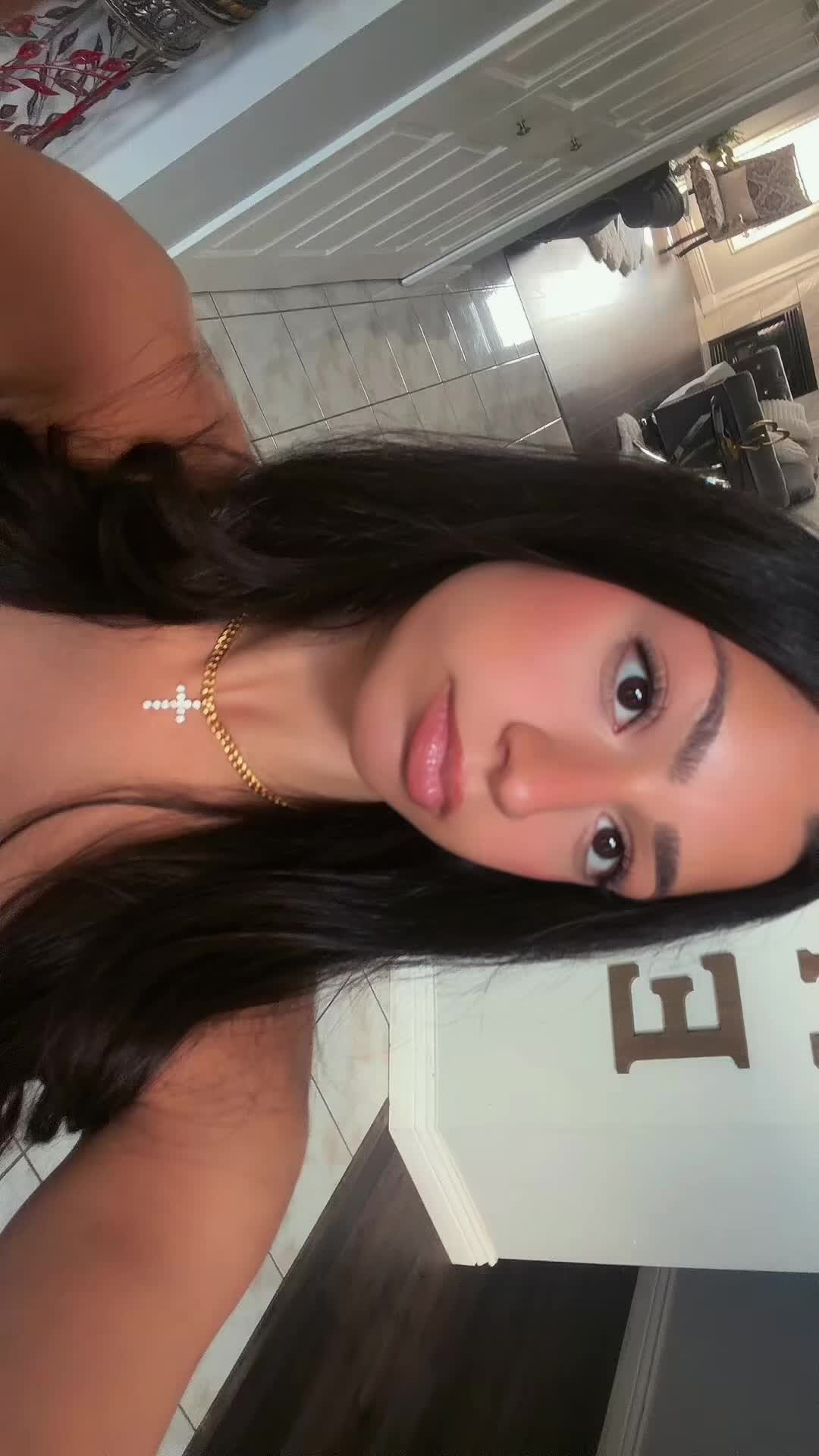 @nadine savaya