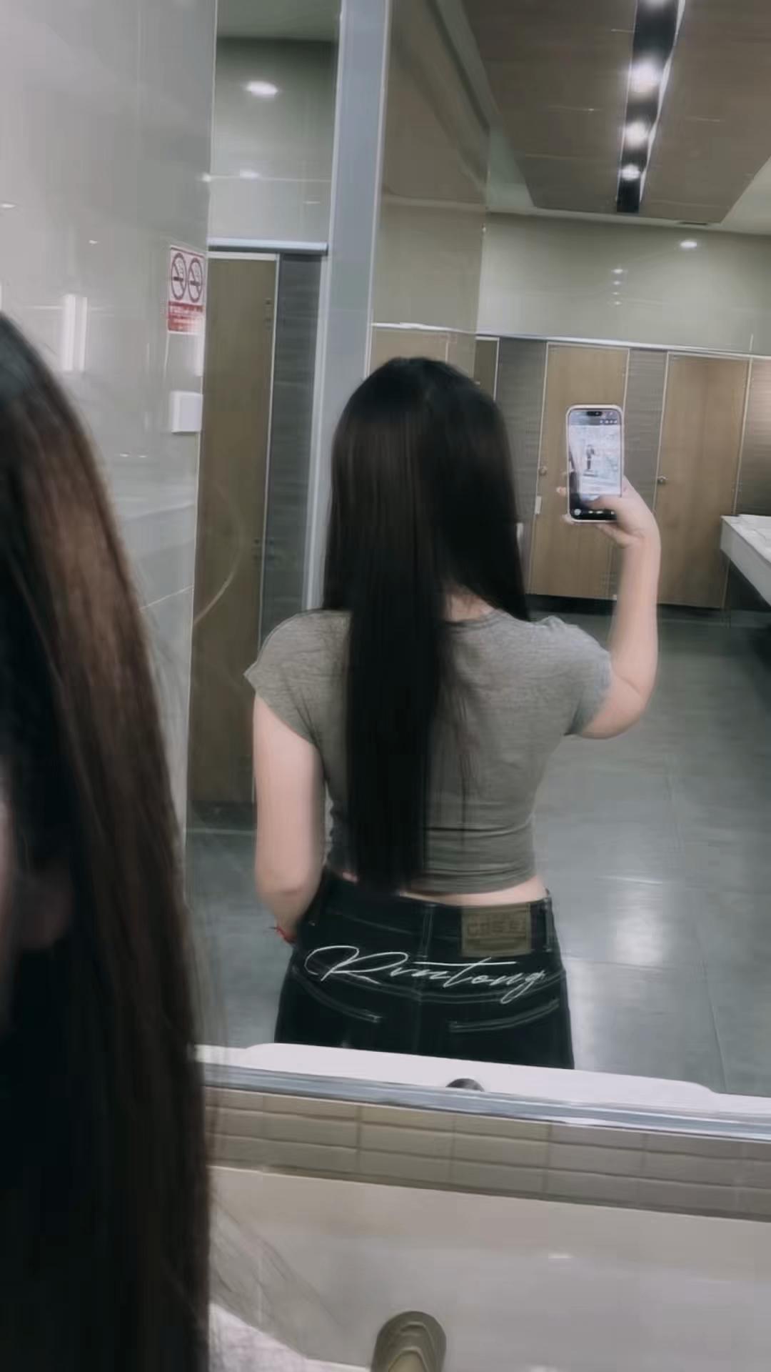 @พลอยใส 🦋