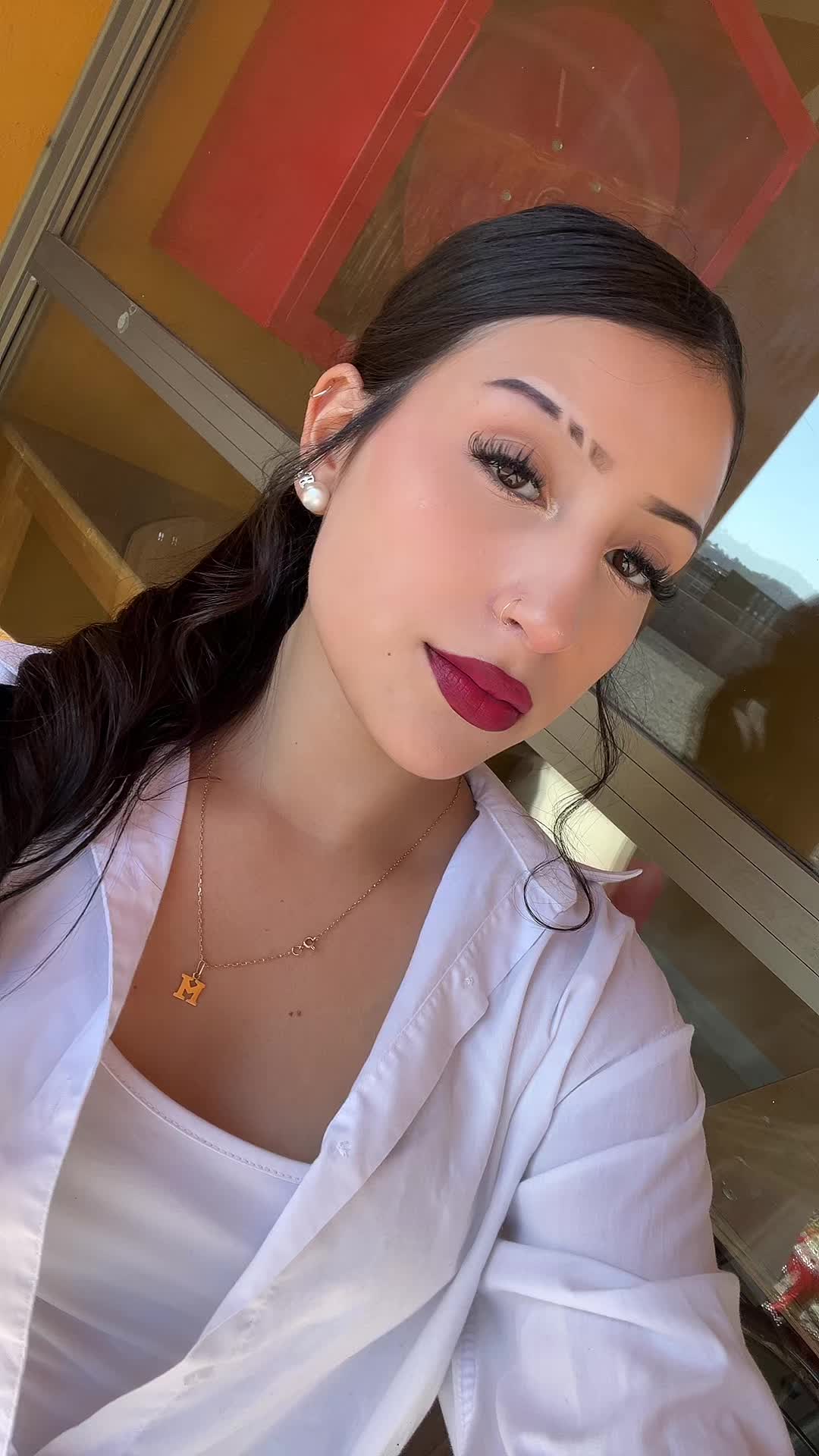 @efeelesitaa