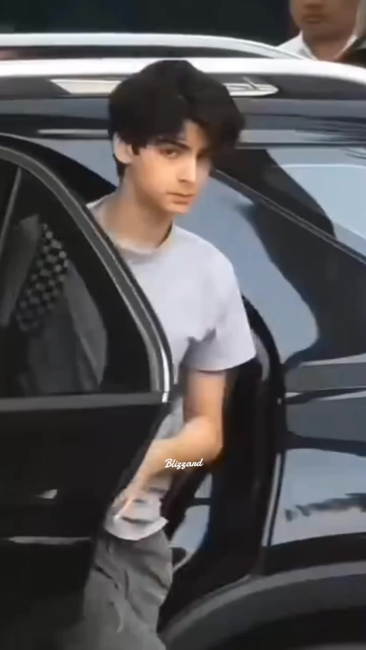 @𝕭𝖑𝖎𝖟𝖟𝖆𝖗𝖉 ❄❄