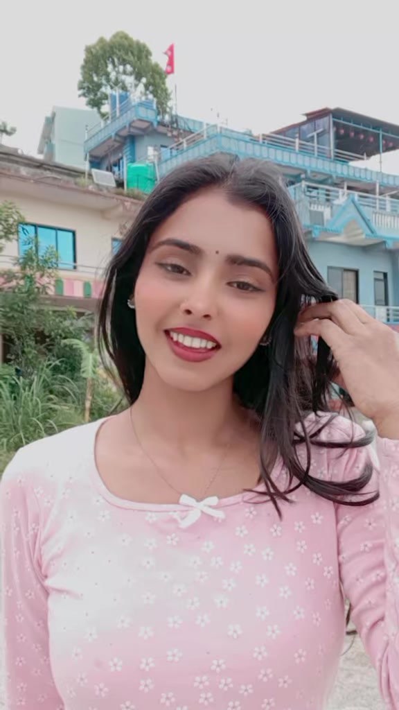 @rakhi thakur🌸🕊️
