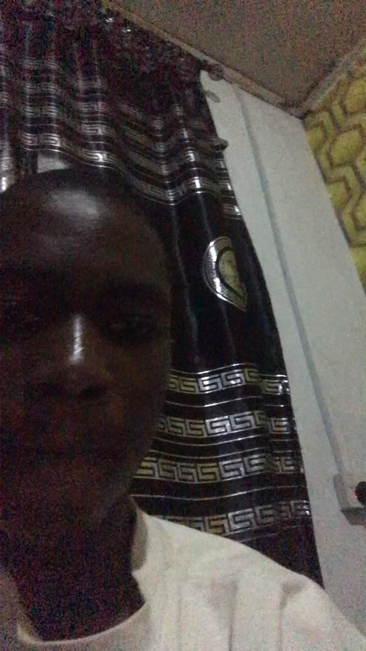 @Estevao