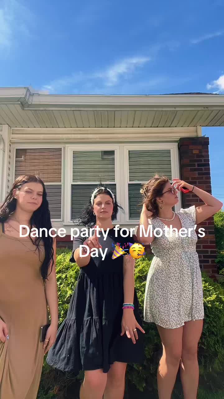 @Noelle Farris